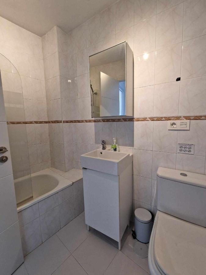 3 Rooms Con Parking Y Terraza En C Marmoles Málaga Eksteriør billede